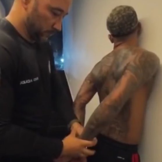 UpdateCharts tweet media