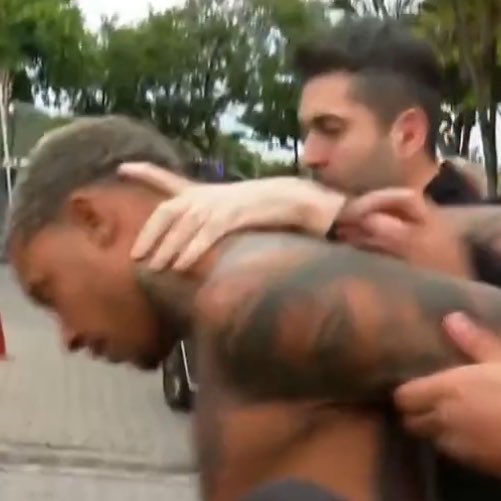 UpdateCharts tweet media