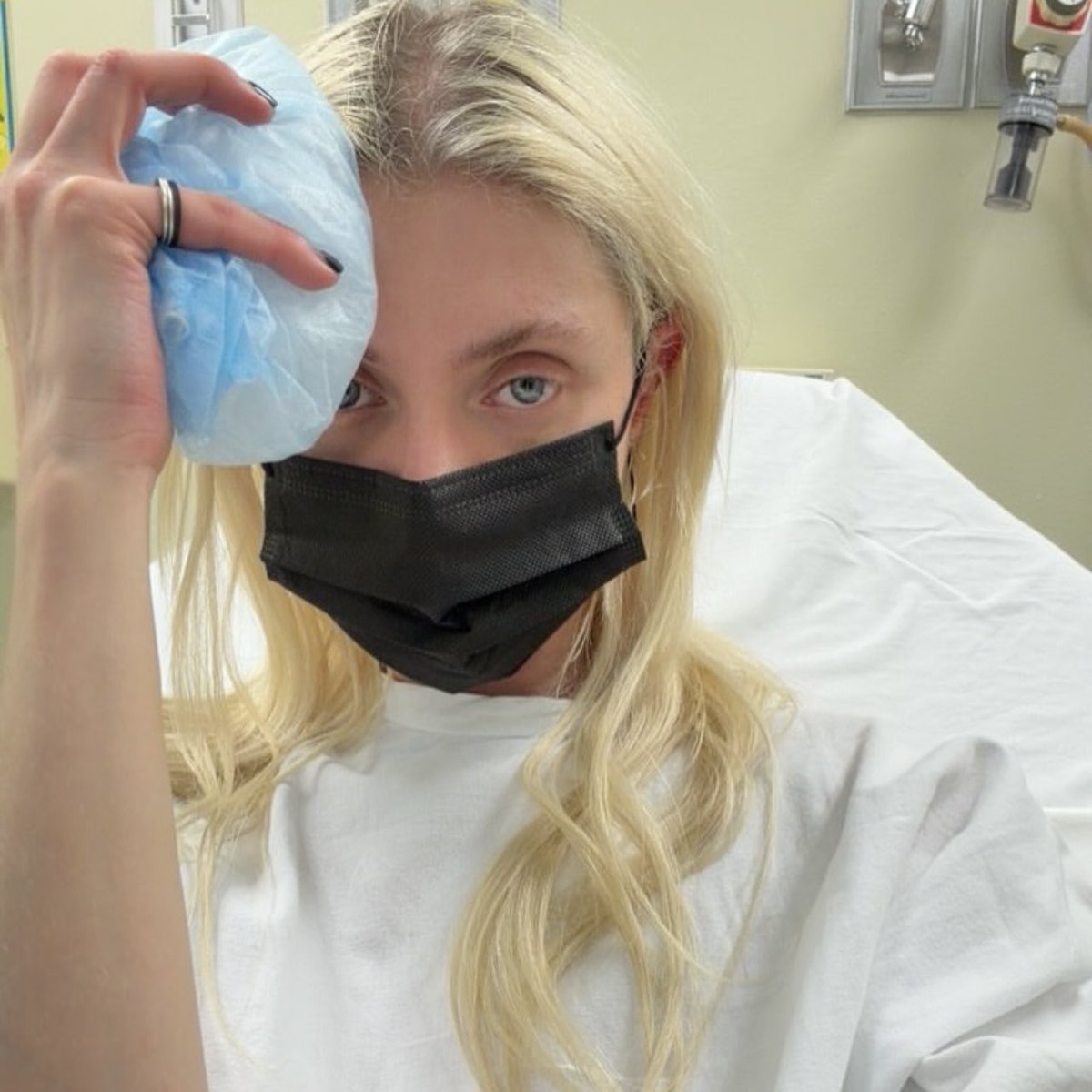TPR_Source's tweet photo. There’s no peace for Taylor! 😰🕷️

Last night, she was hospitalized following a venomous spider bite she got last week.

Tonight’s concert in Mexico City might be canceled. https://t.co/jUFlMx469w