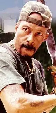 Bluntman tweet media