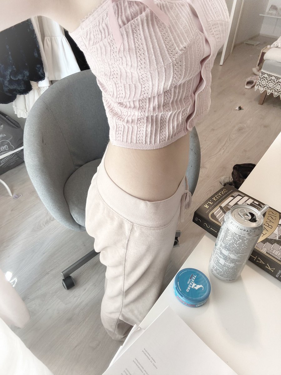 ada 🍨♥︎ tweet media