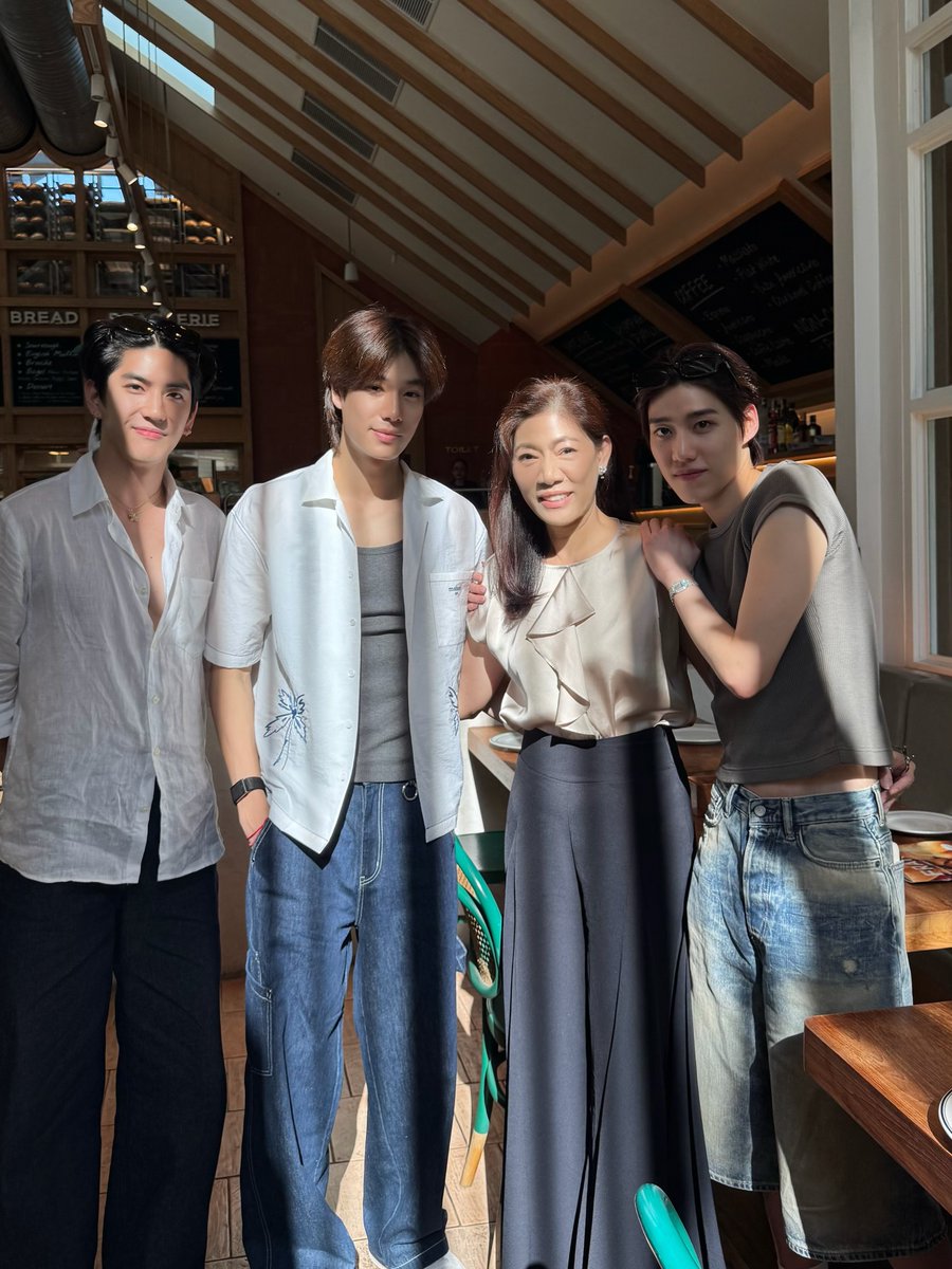 PondPhuwin Official Thailand (DoubleP) tweet media