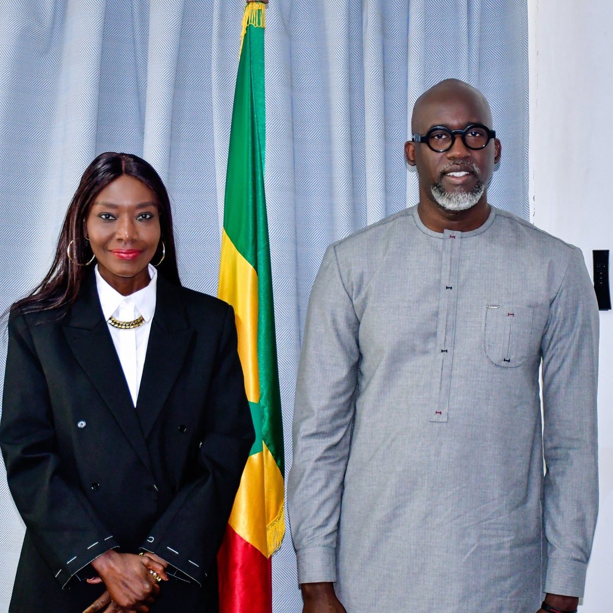 Coumba_Gawlo's tweet photo. Retour sur ma visite de courtoisie et de collaboration à mon ami et frère Monsieur Fadilou Keita, Directeur général de la Caisse de Dépôt et de Consignation @cdcsenegal.
#coumbagawlo #tendance #artist #love #Music #fashion #Africansinger #tendance #people #senegal https://t.co/4KahVUAfQl