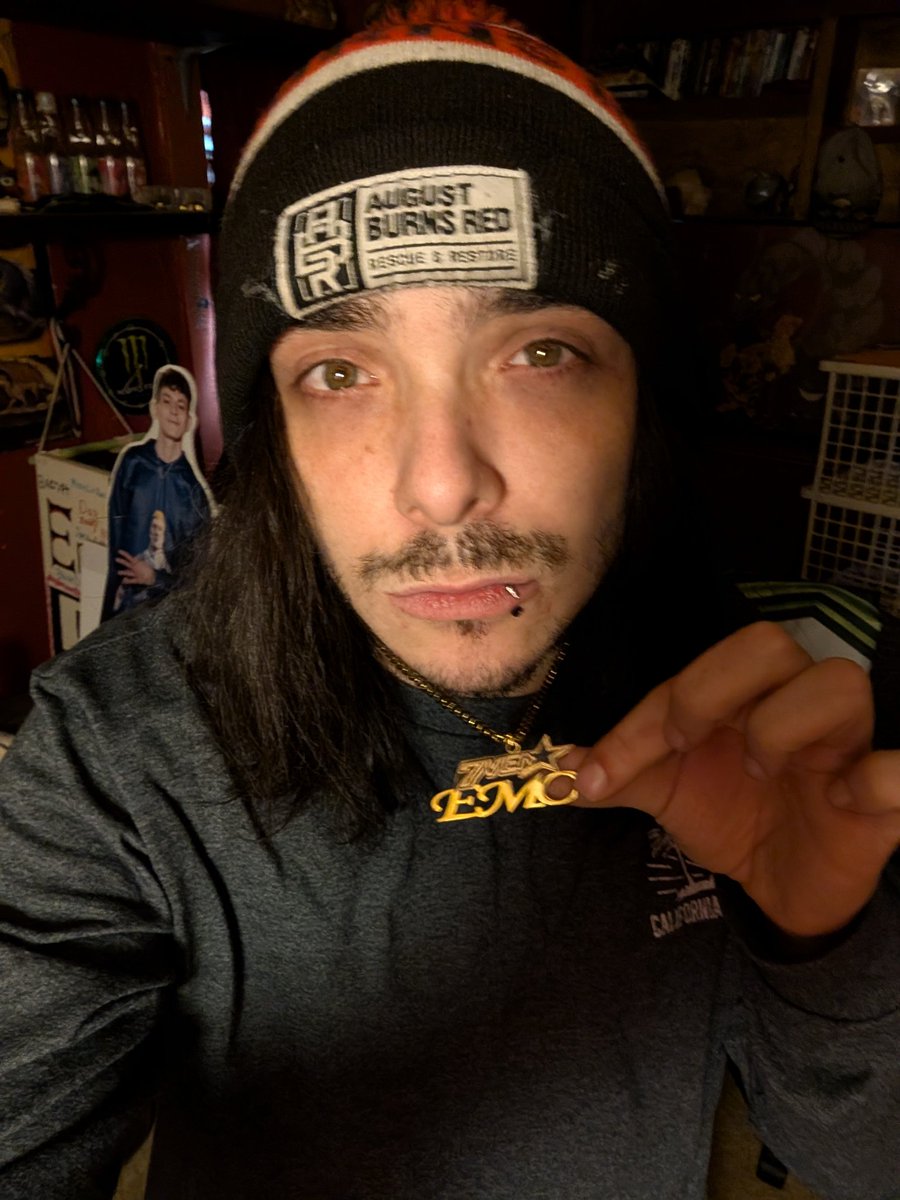 7VEN Emo tweet media