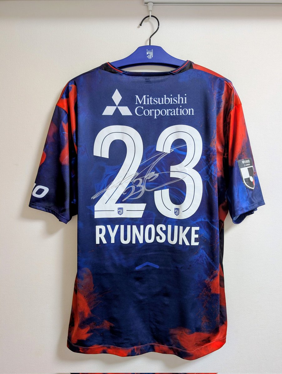 やまたく tweet media