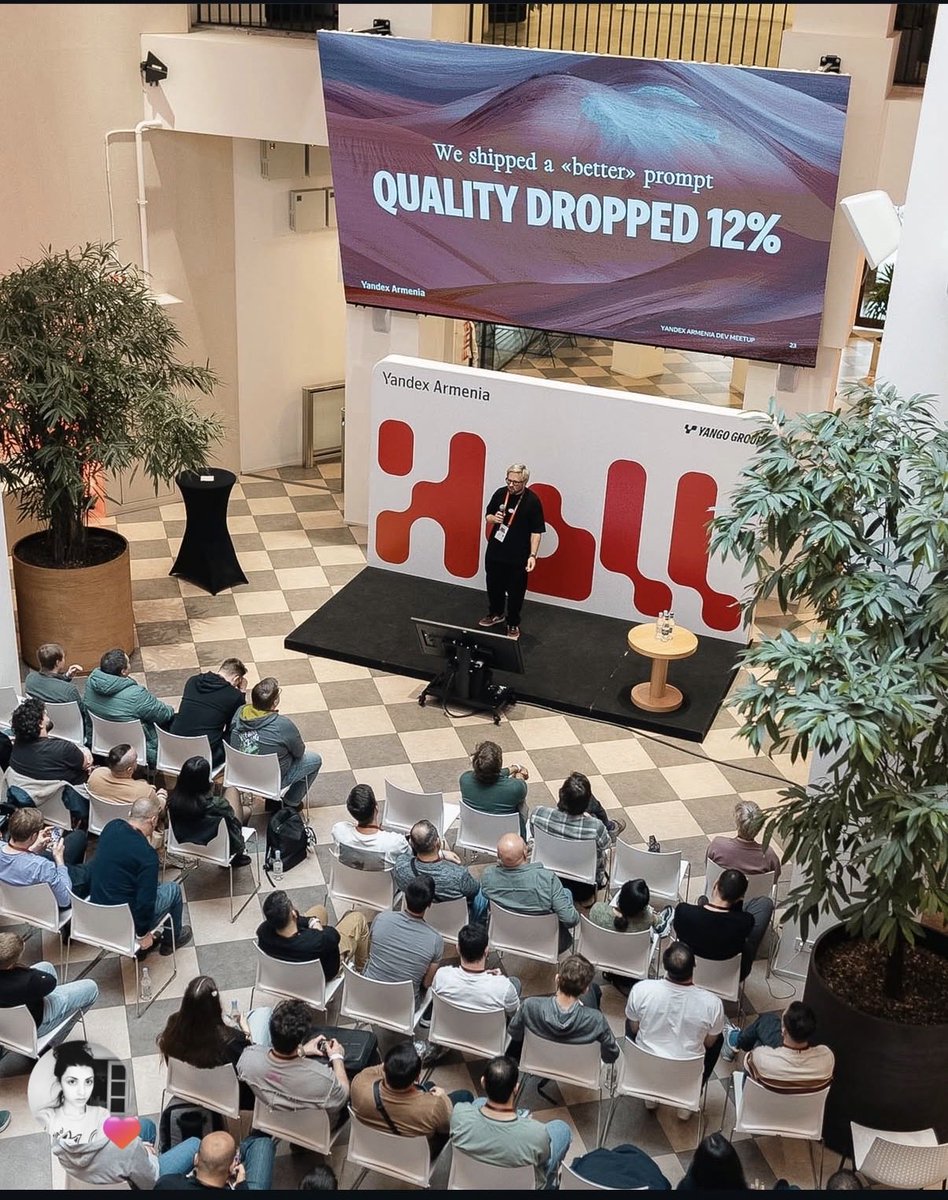 basvasilich's tweet photo. Рассказал на Yandex Dev Meetup про наш внутренний deep research стартап

официально язык мероприятия был английский 

мое второе выступление на английском, было сильно более спокойно

но есть ощущение что всем было бы удобнее на русском https://t.co/TMUABzD1I5