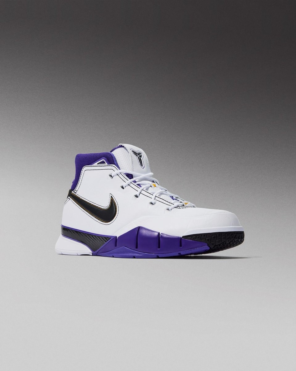 Flight Club tweet media