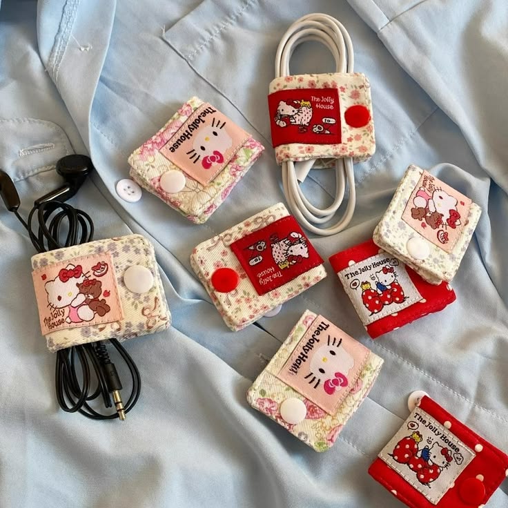 tealos❦ tweet media