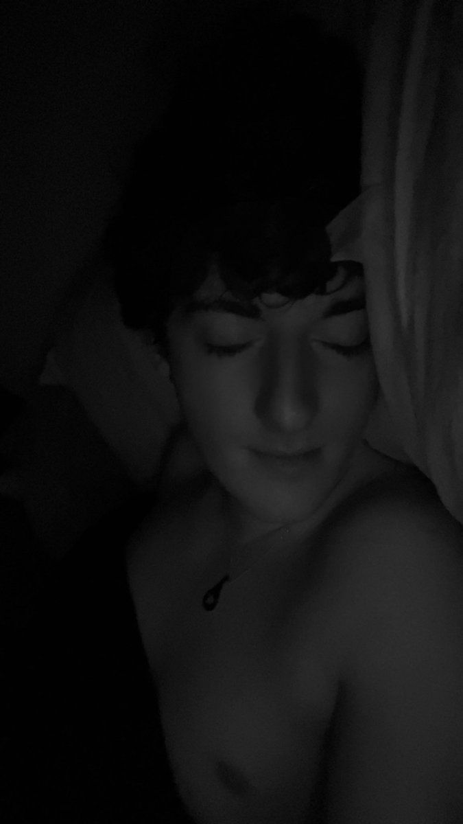 ashtondavi97's tweet photo. Oh cozy https://t.co/mxSqrxXdBU