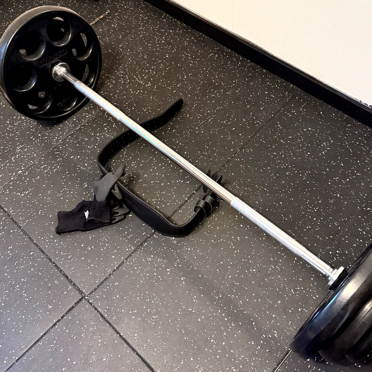 今週もやりきったー！！
コンペも勝てたし、幸🍺✨
咲摩くるみの方でも嬉しい報告ｱﾘﾏｽ‼︎
お楽しみに（　＾ω＾）