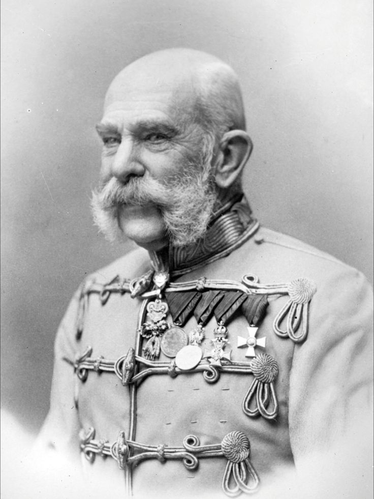 4HLsartorialist's tweet image. GM 

#gonebutnotforgotten