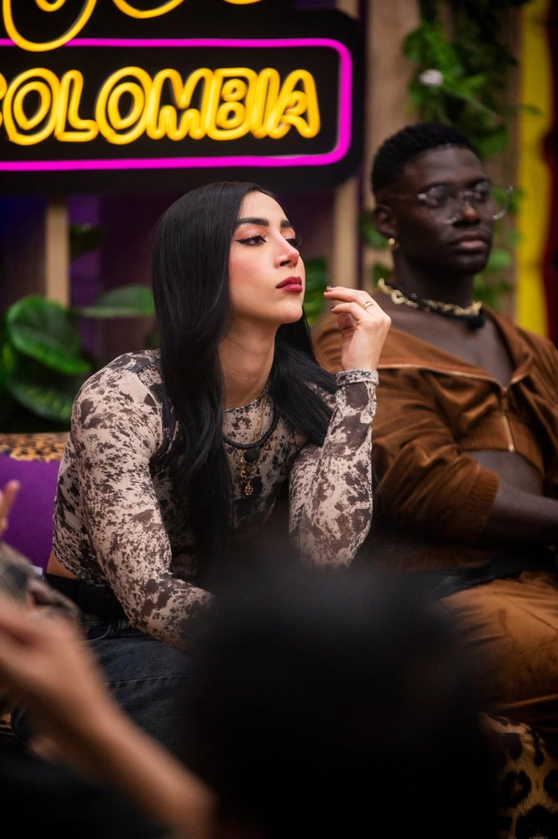 Alefamousa's tweet image. La ruptura de esta amistad es un hecho y por lo que leo, el fandom se va con Beba. 

#LaCasaDeLosFamososCol3