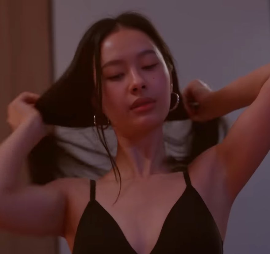 Yeebito ☭🇵🇸🔻 shasha’s doormat tweet media