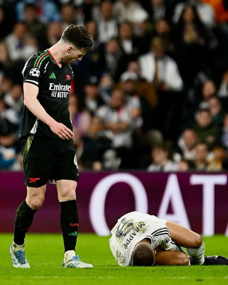 Declan Rice has recovered from illness and is part of the Arsenal squad to face Sporting Clube de Portugal in today’s UCL Quarter Final.

<a href="/HandofArsenal/">HandofArsenal</a> 🚨