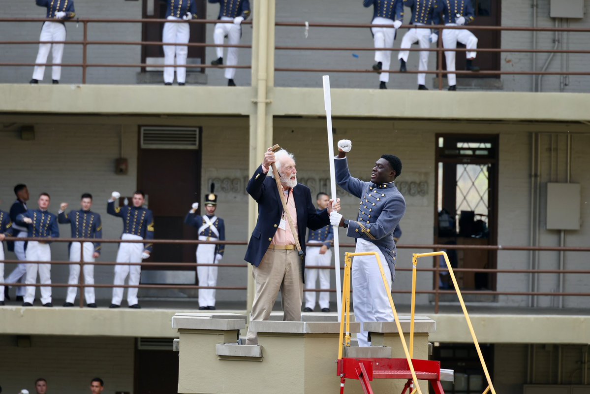 VMI Alumni Association tweet media