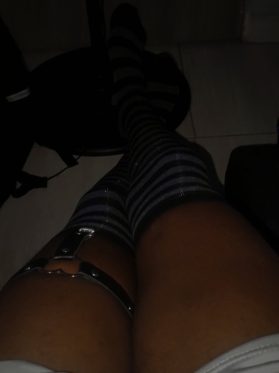 🌗Exaclonyx🌓 tweet media