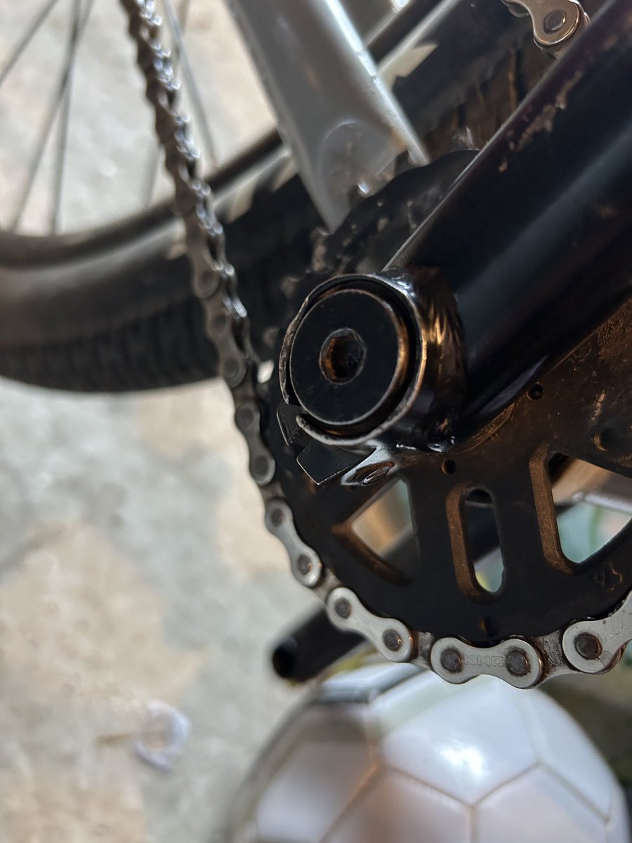 b1sm's tweet photo. @SaracenBikes Hi. Wondered if you can help. My son brought the Amplitude CR2 last year and one of the bolts that holds the pedals has come loose. We’ve taken it to our local bike shop and they think the internal thread maybe an issue. 
Do you sell any parts that can help? Thanks https://t.co/ULYScb2V3a