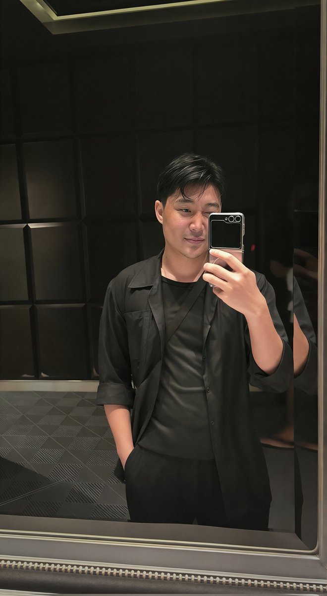 summerdsummerd's tweet photo. พรุ่งนี้ไปบางแสน เขายังเล่นน้ำกันอยู่ไหม https://t.co/GjYo9fFLFR