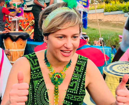 TamayoMk97527's tweet image. Algo Malo Pasa En #Fiscalía Y En Colombia 
Vï Ayer Al Dr Petro TV Amenazar Con Destitución Y/ö Cárcel A Alcaldes Y Gobernadores 
Yö Creo Que Las #Autoridades En Colombia Están #Locas ; La Familia Real Está Muy #Cuerda