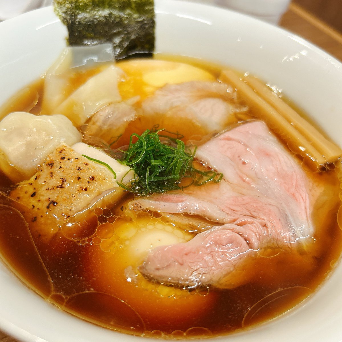 みもかもん tweet media