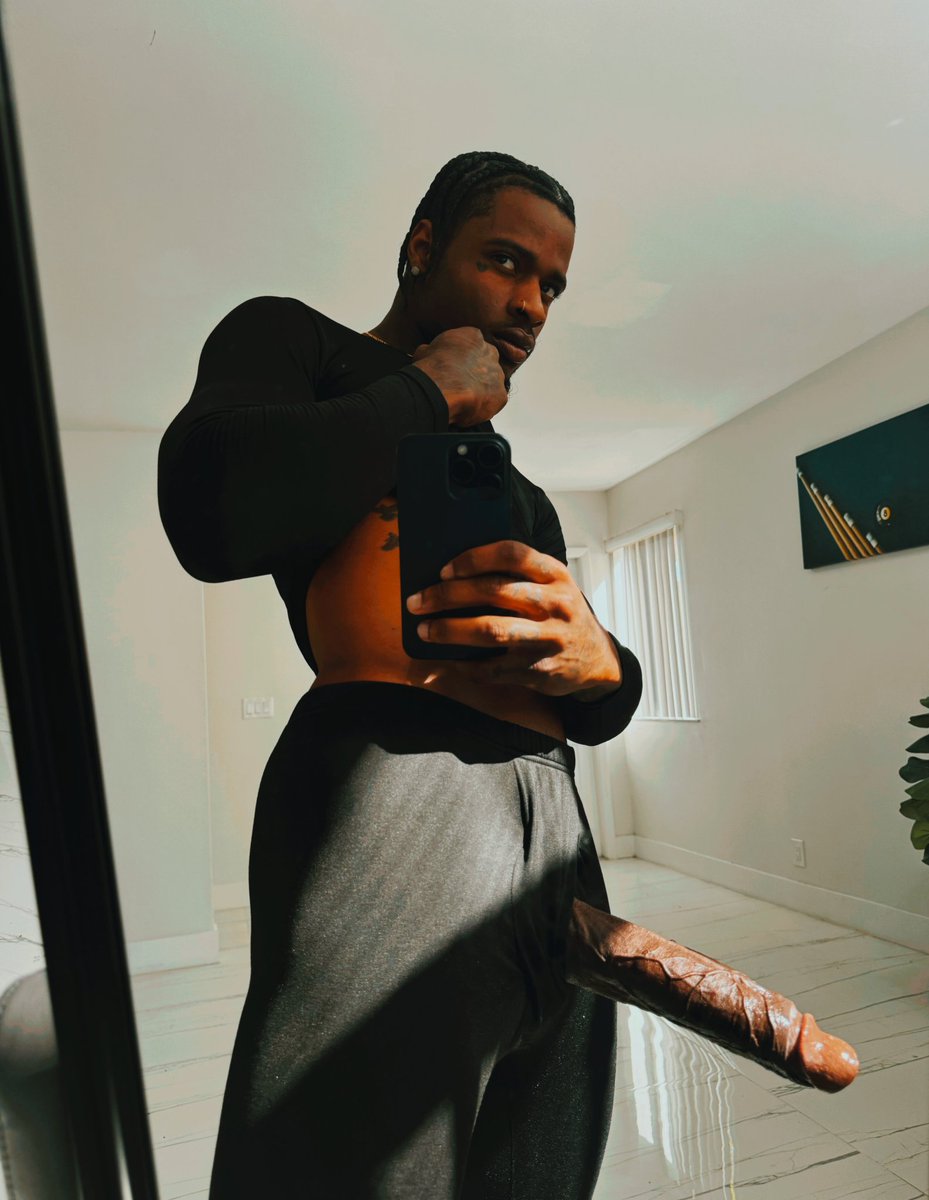 𝑱 𝑨 tweet media