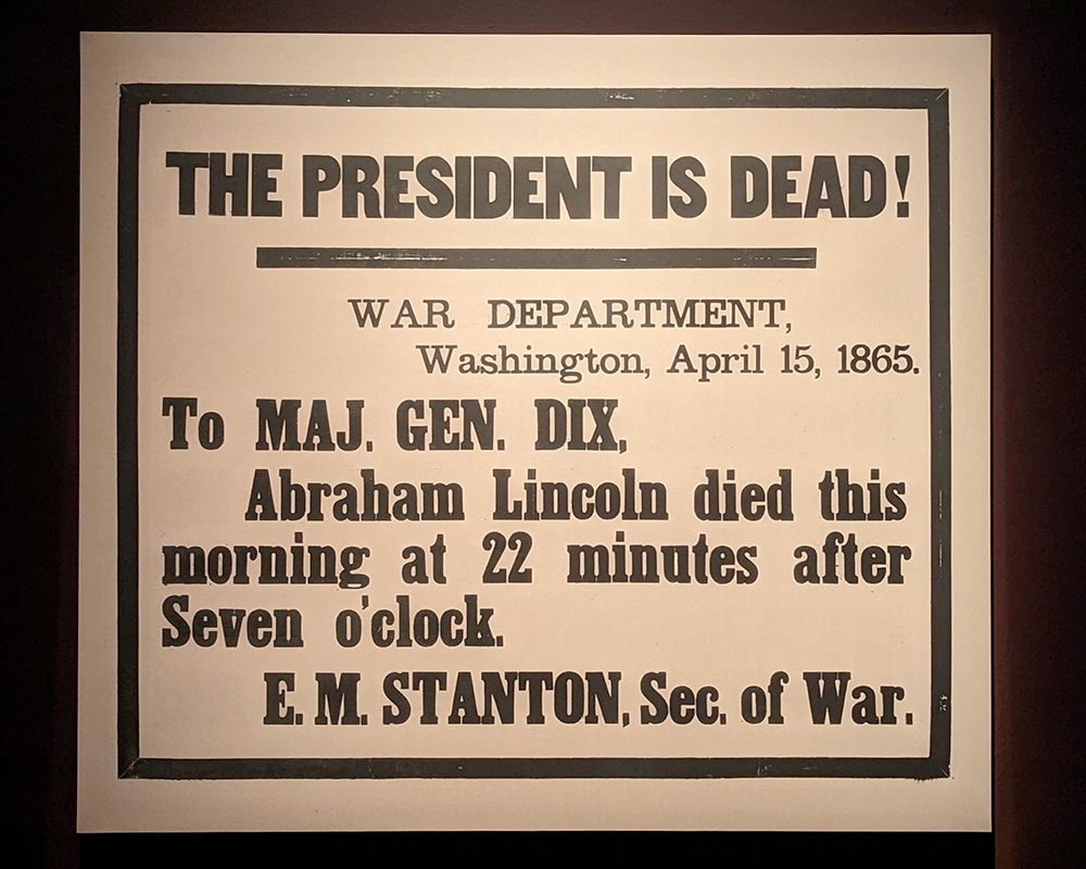 ALPLM's tweet image. Abraham Lincoln died at 7:22 a.m. on this day in 1865, about nine hours after John Wilkes Booth shot him from behind. 

#AbrahamLincoln #Assassination #CivilWar
