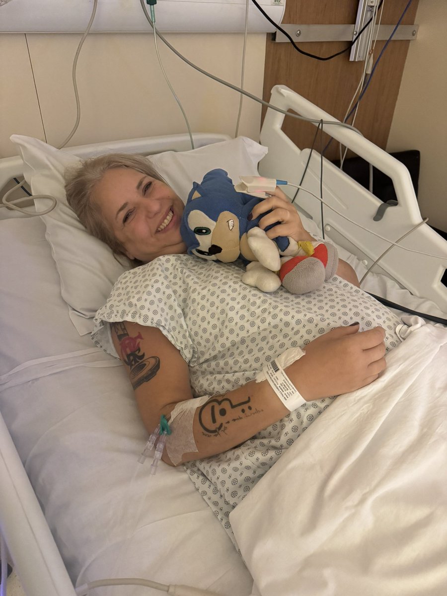 Ana ♥️🚩📕🦑♥️♥️🇧🇷🦑 tweet media