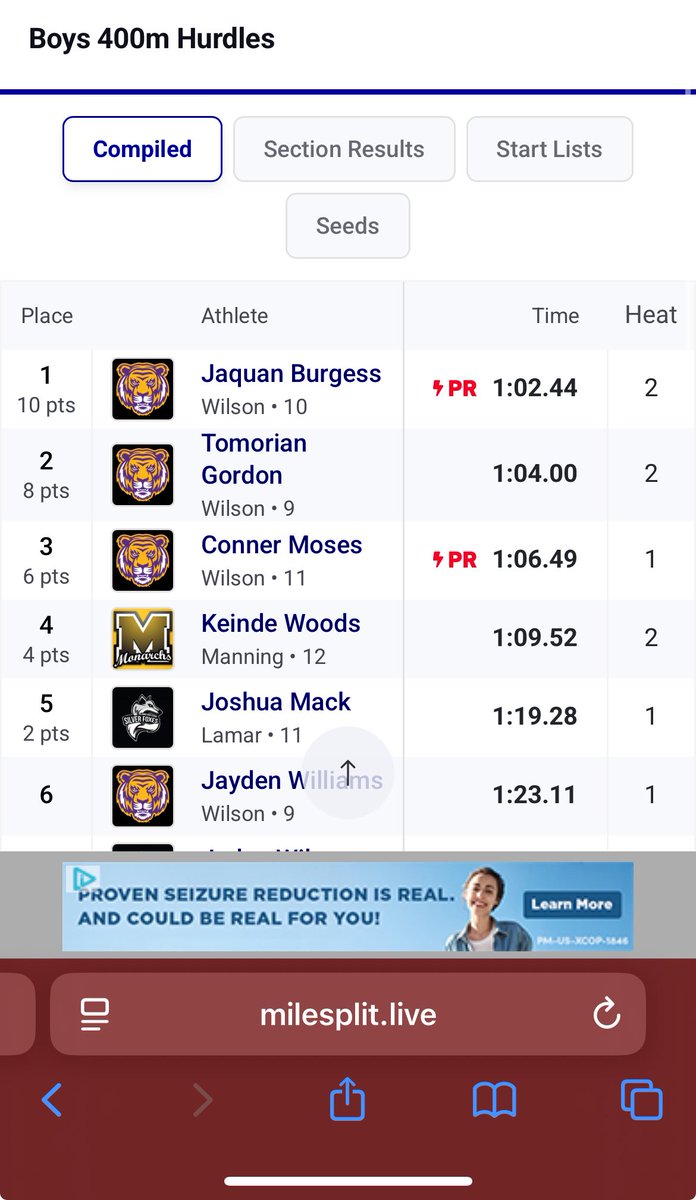 JaquanBurgess_'s tweet image. Using the track to become more explosive ! 400h Pr #GettingBetter @Zktheonly1 @CoachDevlin1