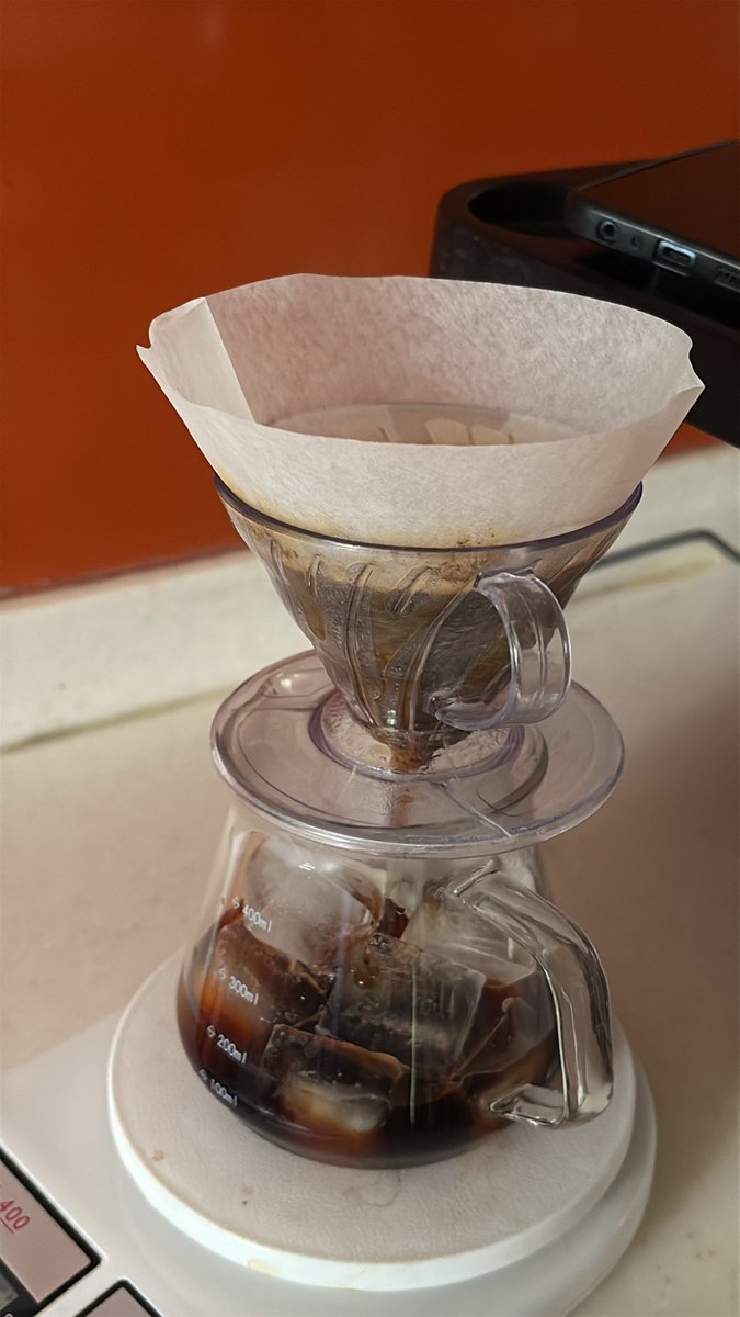 درَوب tweet media