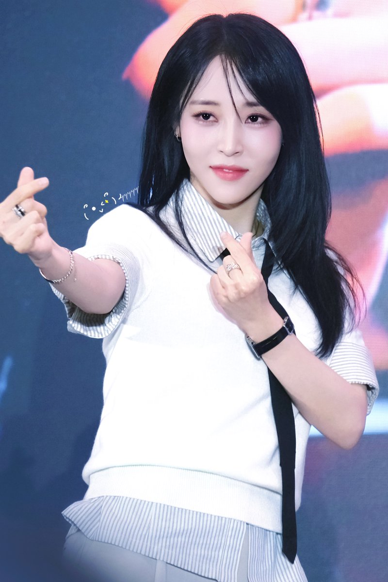 lyyyyy1224's tweet photo. 260411 문별 상하이 팬미팅
ど⁰̷̴͈ ᵕ ⁰̷̴͈う♡💕

#마마무 #MAMAMOO #문별 #MoonByul https://t.co/v6zjfTJks4
