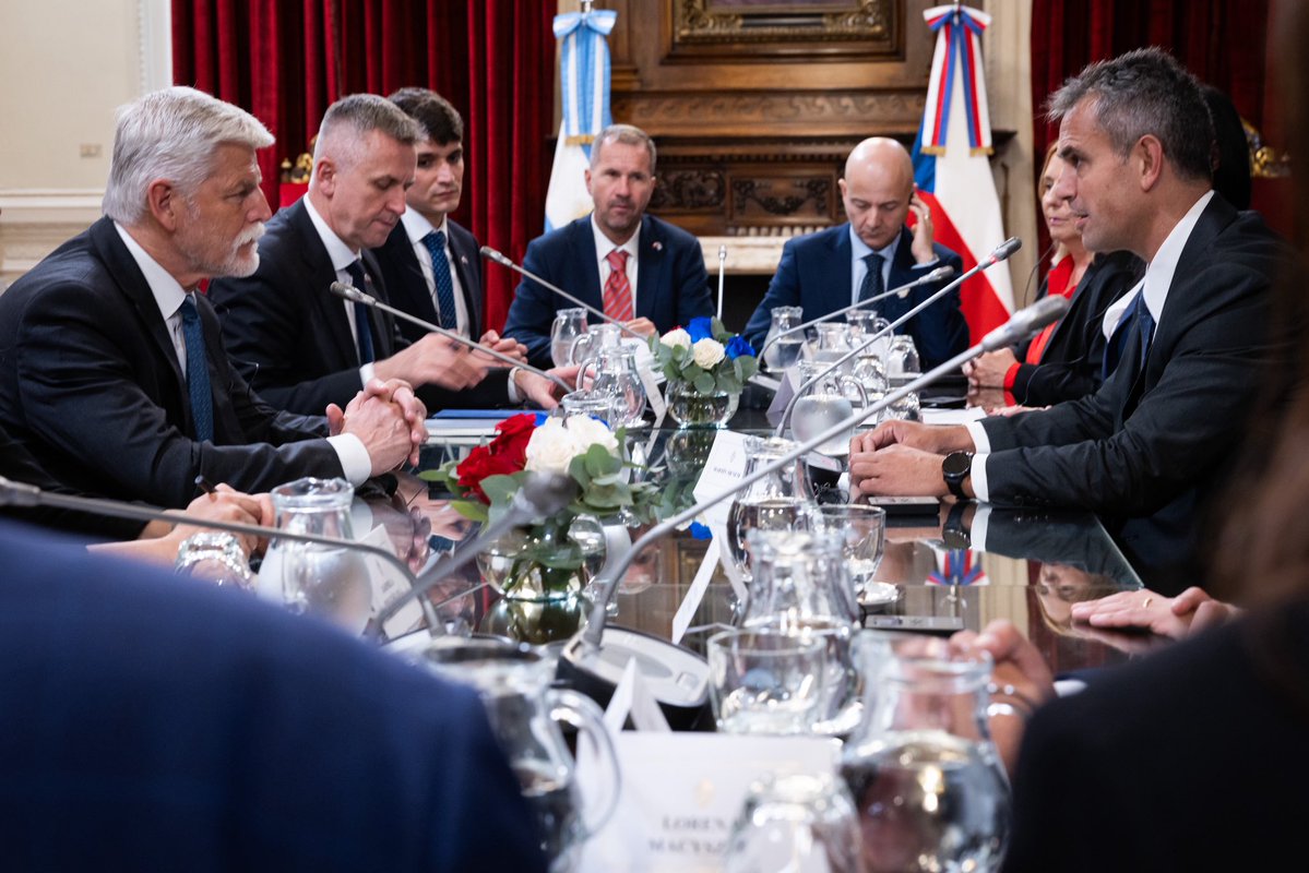 Petr Pavel tweet media