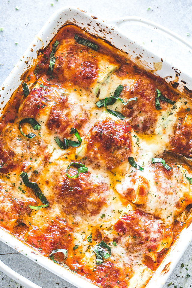 Diethood's tweet image. This easy zucchini #lasagna recipe is a family favorite! #Zucchini slices rolled around a delicious ricotta filling, baked in sauce &amp;amp; topped with #cheese. #dinner #recipe diethood.com/zucchini-lasag…