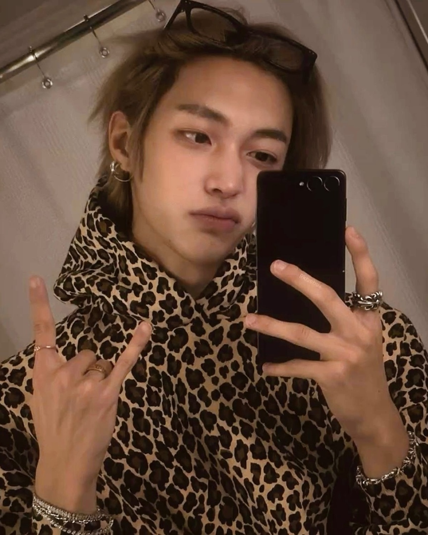 BERMUARA. tweet media