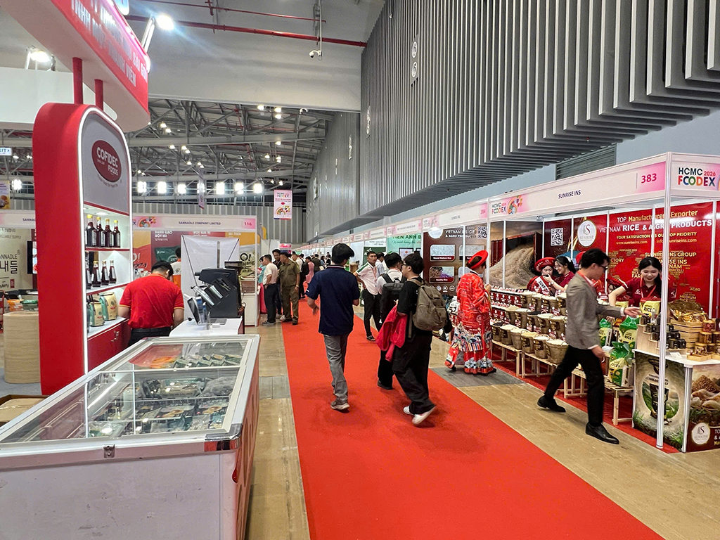 Belarus 🇧🇾 in Ho Chi Minh City tweet media