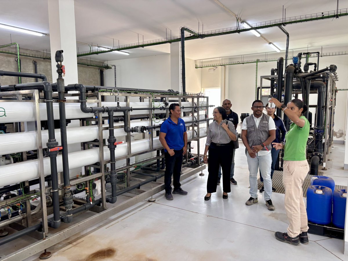 Recebemos uma missão da Agência Nacional da Água e Saneamento #ANAS e do Ministério da Agricultura e do Ambiente #MAA para vistoria nas infraestructuras de tratamento de águas residuais e a sua reutilização na #IlhadoSal #CaboVerde