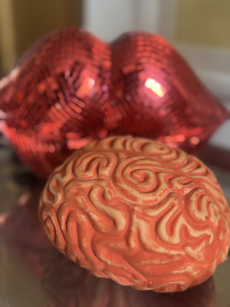 lekgrover's tweet image. Excited to be working alongside the incredible GlioBabes💫Power, resilience and honest conversations….to be revealed!🎙️🧩🧠 #braintumour #sexualwellbeing #braincancerawareness #intimacy #oncology