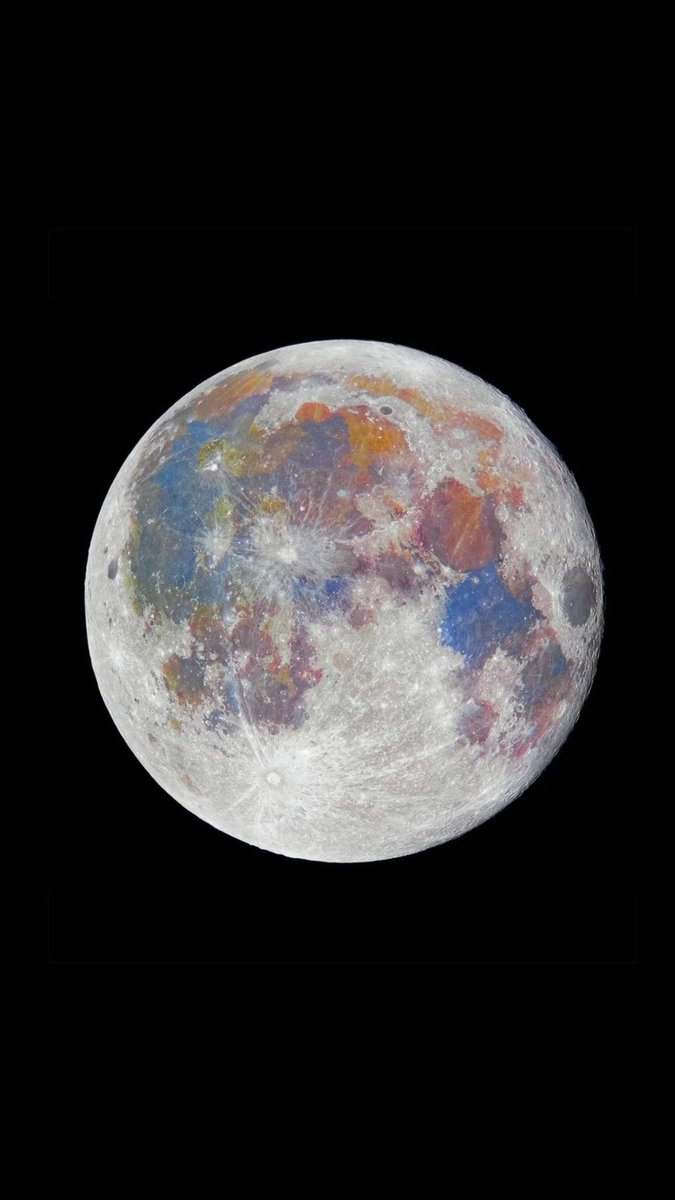 crocucara's tweet photo. Normal person's moon vs Biologist's moon (rat hemin crystals) #biology https://t.co/2Yk7Ikkw0w