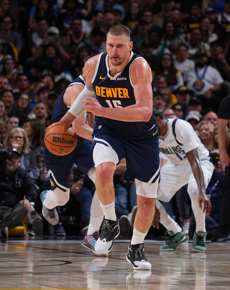 KalshiHoops's tweet image. Players with 1500+ Points, 500+ Rebounds &amp;amp; 500+ Assists in the 2025/26 NBA Regular Season:

• Nikola Jokic (1799 PTS, 836 REBS &amp;amp; 697 ASTS)
• Jalen Johnson (1621 PTS, 740 REBS &amp;amp; 566 ASTS)