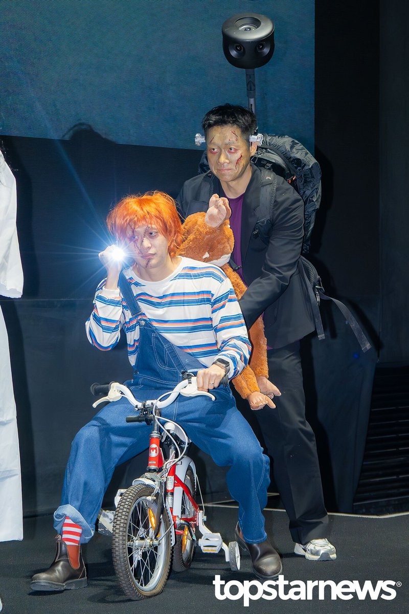 strayseastar tweet media