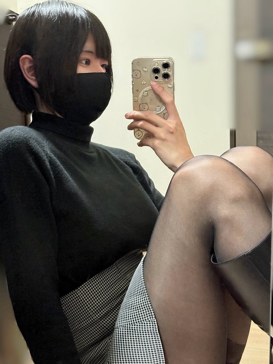 てて子 tweet media