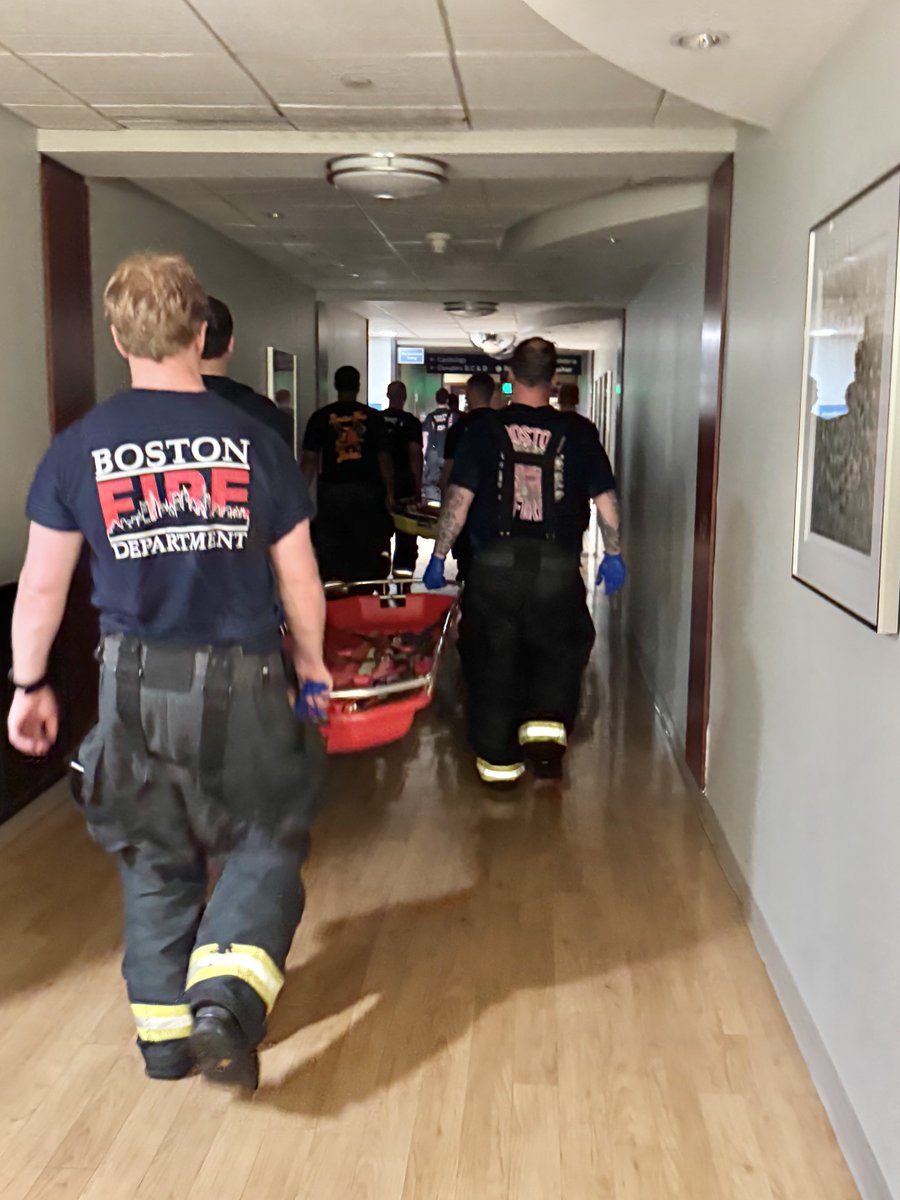 Boston Fire Dept. tweet media
