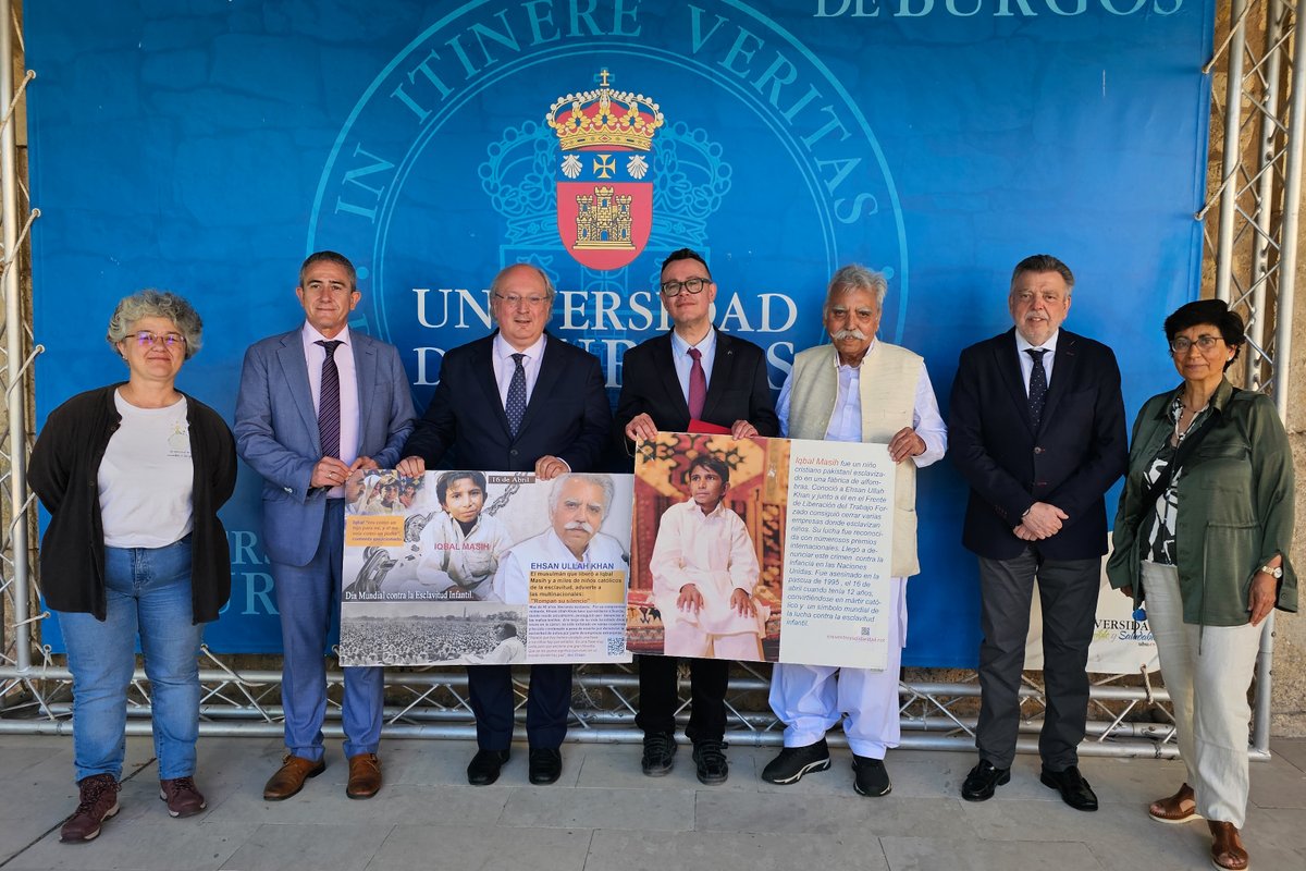 cescyl's tweet photo. 🗓️15 abril. El presidente del @cescyl, Enrique Cabero, interviene en el lanzamiento de la edición de ‘The Foundation of a New Global Economy’ de la @UBUEstudiantes, en colaboración de @cescyl, @GraSocSalamanca y Asociación Iqbal Masih contra la esclavitud👉https://t.co/3RqcYtJzEw https://t.co/0J63M58GFv