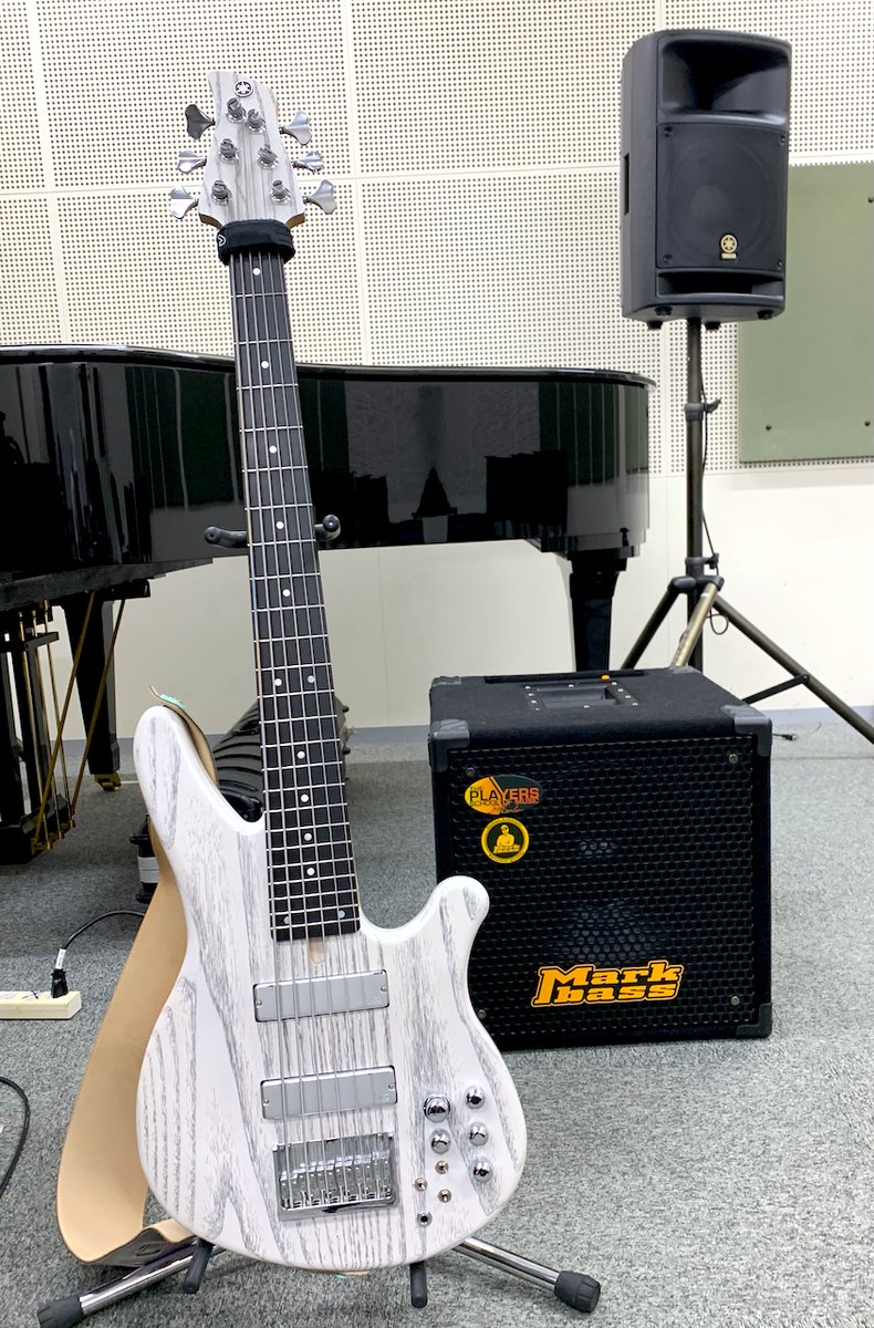 tetsuo_sakurai's tweet image. 本日大学新学期開始🎸✍
なんと櫻井クラス希望者ほぼ九割が留学生😲👨‍🎓
中国人、アメリカ人、韓国人、日本人、、、。
ここは日本だけど。。。🧑‍🏫
初心に帰ってハンバーグパワー！！💪
本年もベース道前進あるのみ！！🏃‍♀️‍➡️🏃‍➡️🏃‍♂️‍➡️👋🧑

#昭和音楽大学 #lessons #大学 #櫻井哲夫 #tetsuosakurai