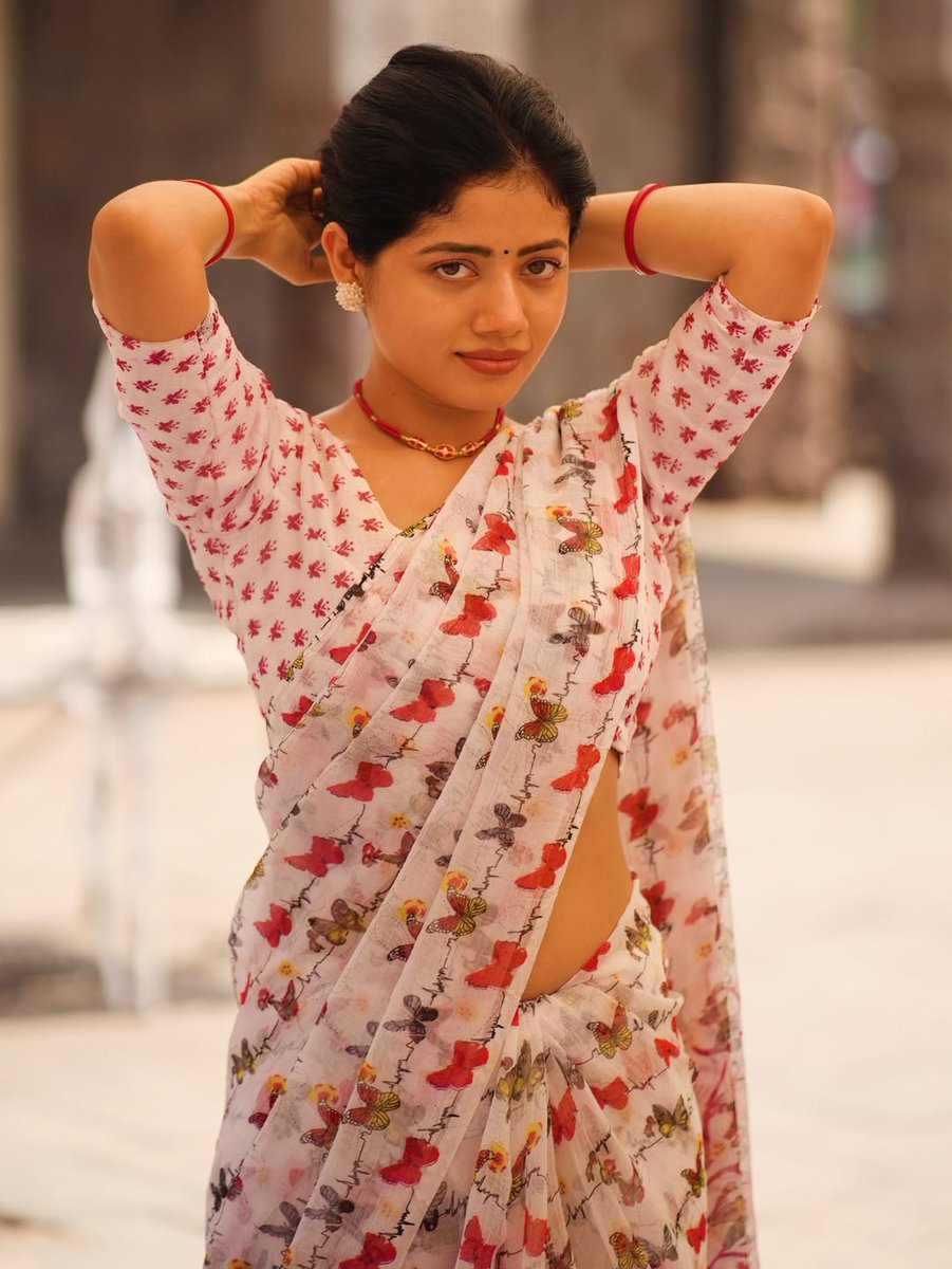 ActrezHub's tweet photo. #BhairaviArdhya #Bhairavi #Ardhya https://t.co/2f3qs6gXZz