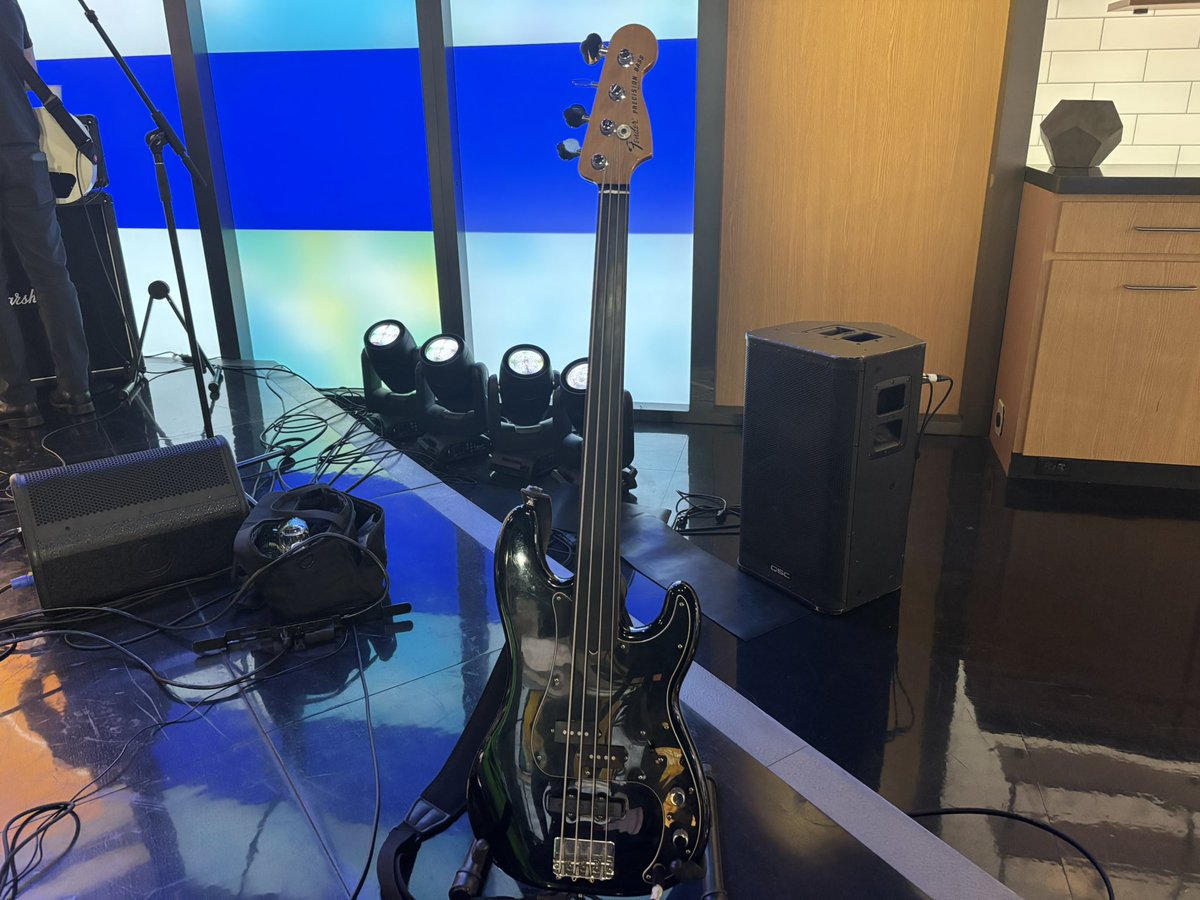 Tony Franklin tweet media