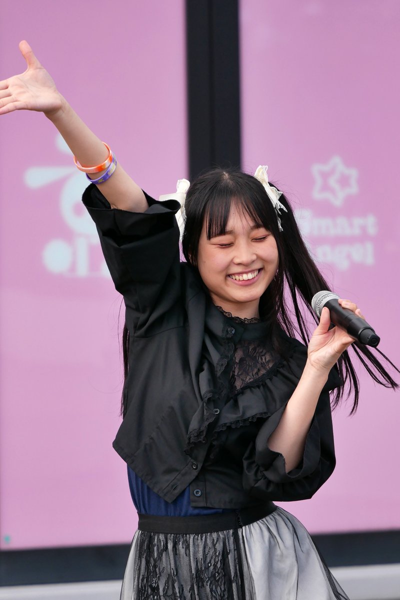 よんもく tweet media