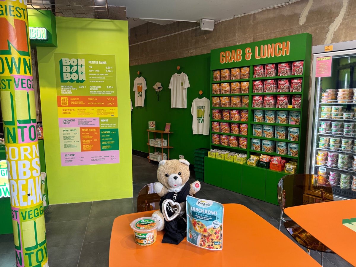 Dauvers70's tweet photo. #BBTed en visite dans le nouveau concept store @bonduellefoods à Paris. Visite à suivre... https://t.co/ZntW7oBixJ