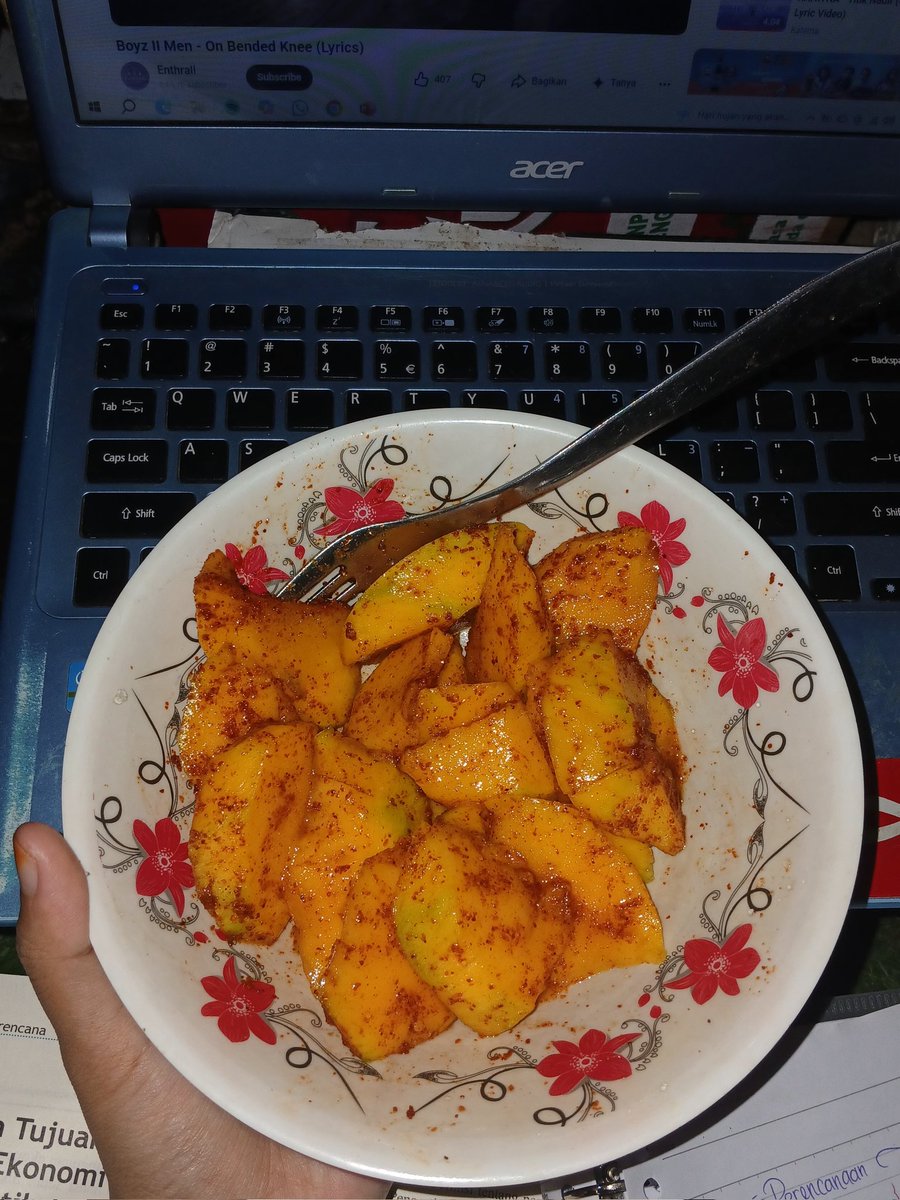 kiaya :3 tweet media