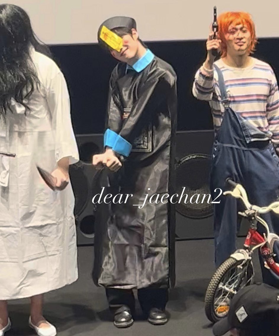 dear_jaechan2's tweet image. 260415 살목지  무대인사 #윤재찬 

어피치 애교포즈 💗