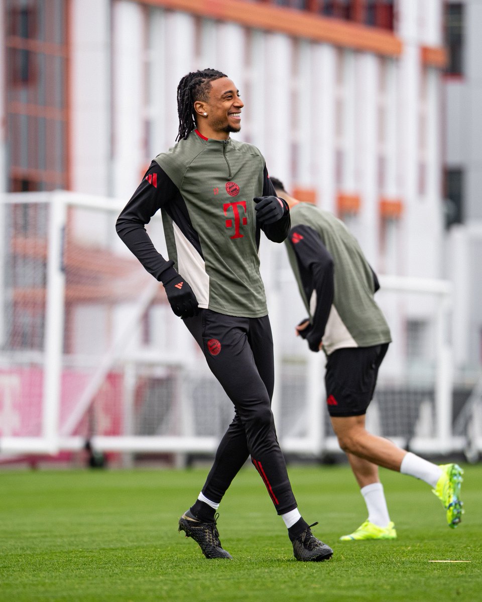 FC Bayern München tweet media